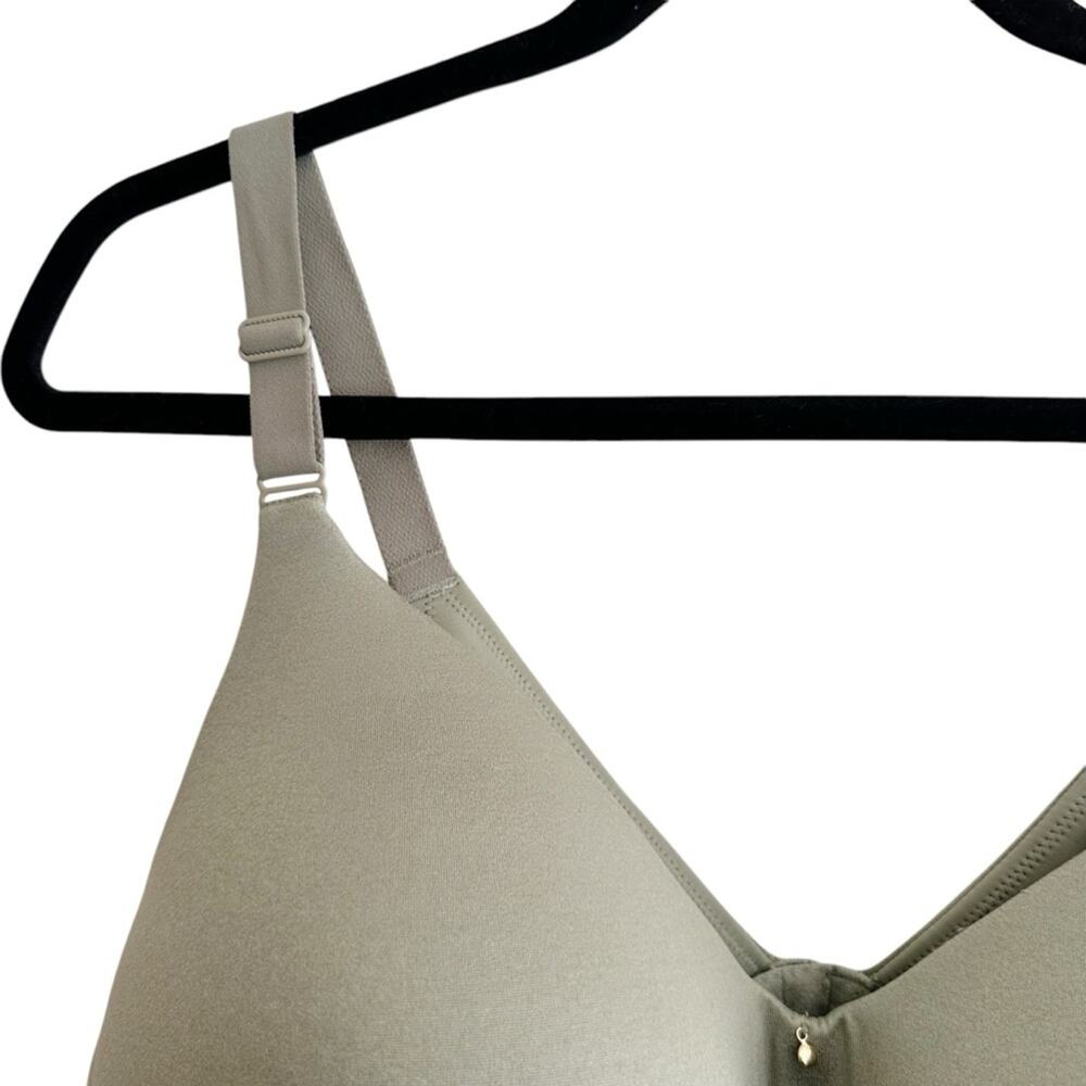 Cacique Lightly Lined Wireless Bra Backsmoother - image 2